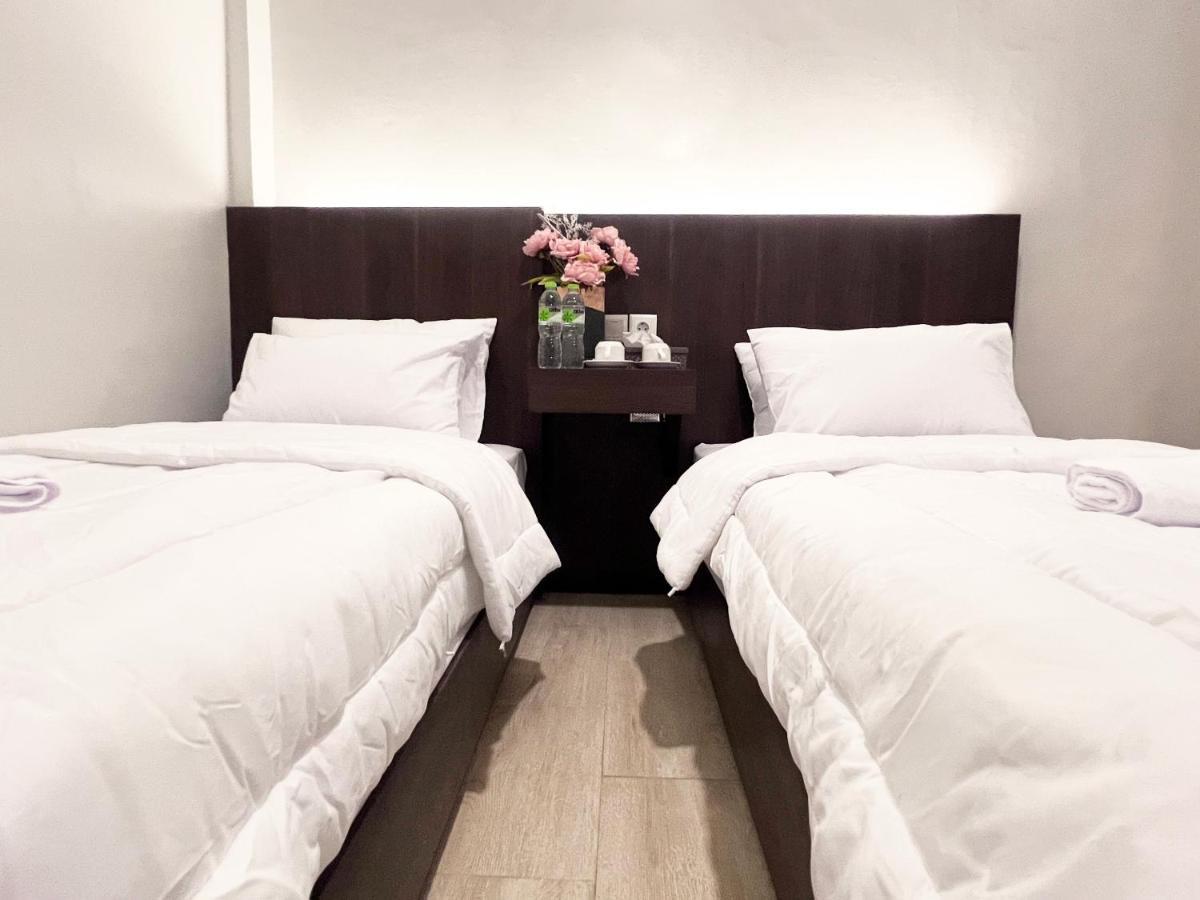 Sleep Studio Hotel City Center Sorabaya Extérieur photo