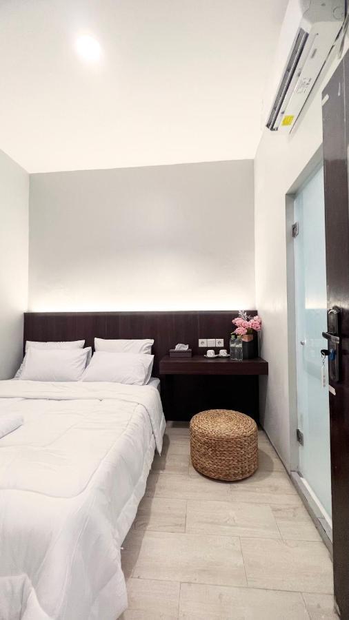 Sleep Studio Hotel City Center Sorabaya Extérieur photo