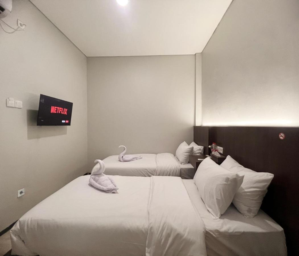 Sleep Studio Hotel City Center Sorabaya Extérieur photo